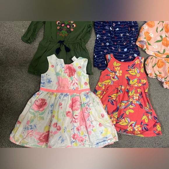 Girls/Youth/toddler 11 piece Summer Dress & Romper Lot 12 to 24 months - Picture 4 of 7